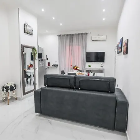 Chiara's Feriehus Napoli